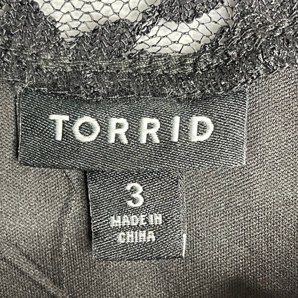 Torrid Stretch Lace Mesh Crew Neck Long Sleeve Top Womens Plus Size 3X Black - Picture 4 of 10